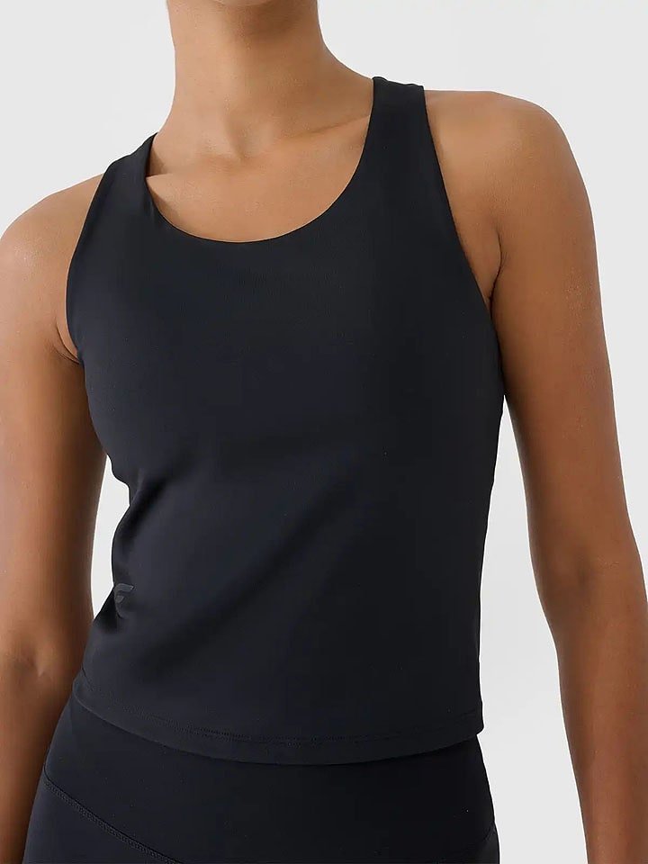 4F Top sportowy w kolorze czarnym