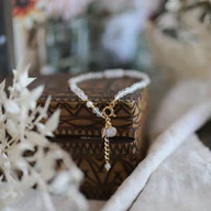 Bransoletki - Bransoletka z kamieniem księżycowym i kryształem górskim - miniaturka - grafika 1