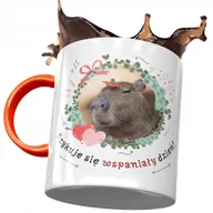 Kubki - Kubek Pomarańczowy Kapibara na Urodziny Prezent z Nadrukiem ze Zdjęciem + Opakowanie na prezent (wzór 02) - miniaturka - grafika 1