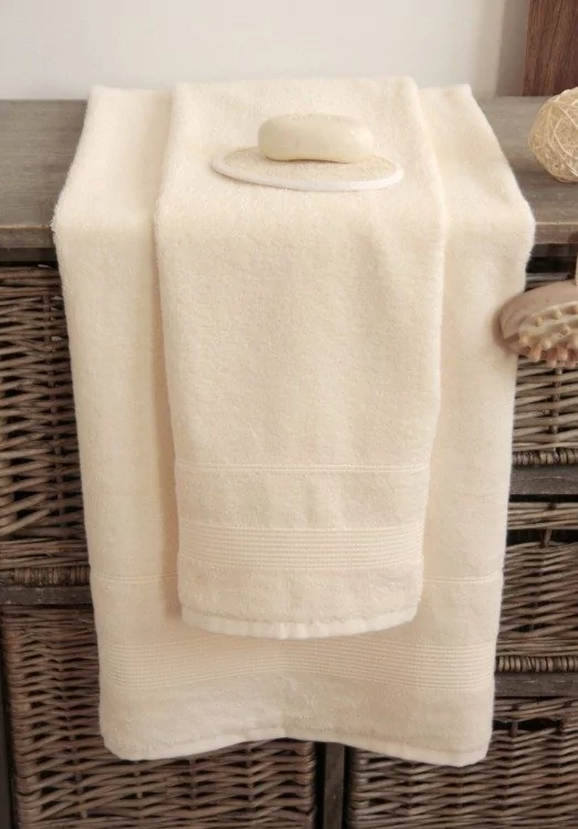 Darymex Komplet ręczników Bamboo Moreno kremowe 2 szt. 5907761076396