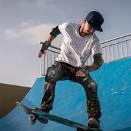 Ochraniacze - Ochraniacze dziecięce na rolki, deskorolkę, rower, wrotki, hulajnogę (6szt) - czarne, rozm. M - miniaturka - grafika 1