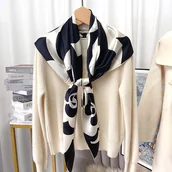 Moda i Uroda OUTLET - damska APASZKA elegancka CHUSTA jak jedwab SZAL szykowny dla Pani 70cmx70cm - miniaturka - grafika 1