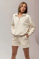 Spodnie sportowe damskie - Krótkie spodenki z bawełny z domieszką konopii, NATURAL BEIGE - miniaturka - grafika 1
