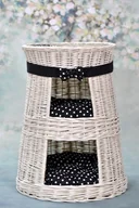 Legowiska dla kotów - WickerPL KITTY BUDA DLA KOTA LEŻAK DLA ZWIERZĄT DOMEK DLA KOTA Z WIKLINY DWUPIĘTROWY Z TARASEM I PODUSZKAMI 50 H67 CM - miniaturka - grafika 1