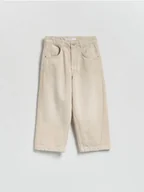 Spodnie i spodenki dla chłopców - Reserved - Bawełniane spodnie - beżowy - miniaturka - grafika 1