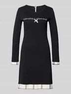 Bielizna nocna - Koszula nocna z wyhaftowanym napisem model ‘Wohlfühl-Moment’ - miniaturka - grafika 1