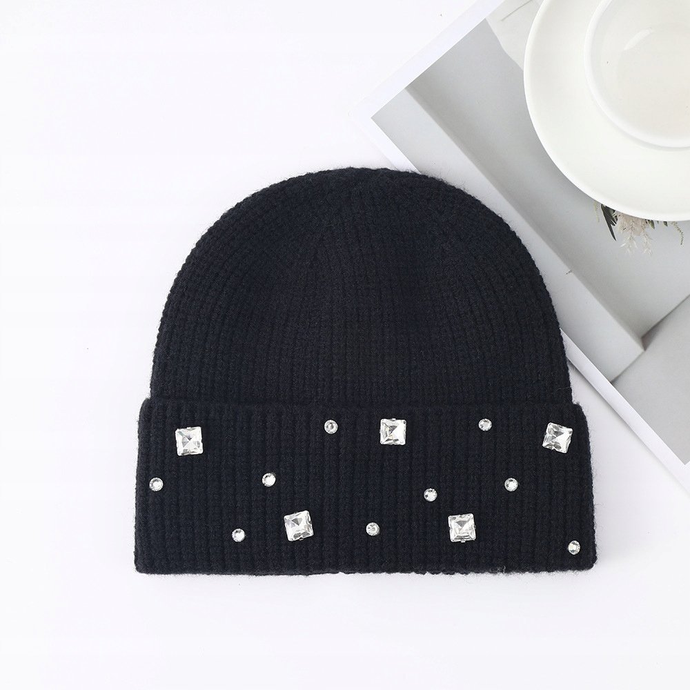 CZAPKA czarna damska cyrkonie zimowa jesienna BEANIE elegancka na zimę