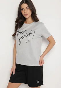 Jasnoszary T-shirt z Ozdobnym Nadrukiem z Brokatem Tenesia - Koszulki i topy damskie - miniaturka - grafika 1