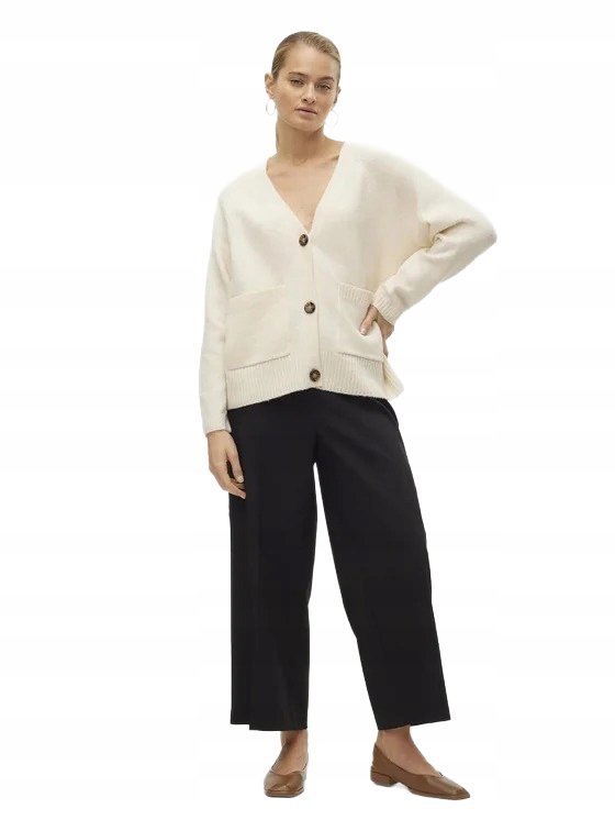 VERO MODA BEŻOWY SWETER DAMSKI Z KIESZENIAMI I DEKOLTEM V M 6BA