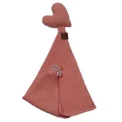 Pieluchy - Hi Little One pieluszka, przytulanka doudou z zawieszką na smoczek BIO muślin HEART Salmon - miniaturka - grafika 1