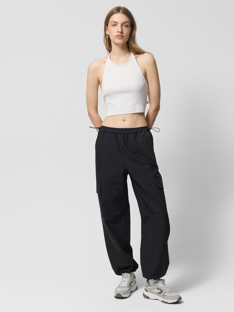 Damskie spodnie o kroju loose OUTHORN OTHWSS24TTROF727-20S Czarny