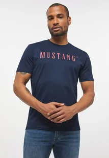 Mustang Style Alex C Logo Tee Męski T-Shirt Koszulka Nadruk Logo Blue Nights 1013221 4085-S - Koszulki męskie - miniaturka - grafika 1