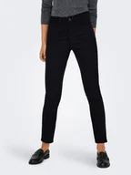 Spodenki damskie - ONLY Carmakoma Dżinsy - Slim fit - w kolorze czarnym - miniaturka - grafika 1
