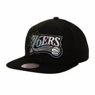 Czapki męskie - Czapka z daszkiem Mitchell & Ness NBA Iridescent Xl Logo HWC Philadelphia 76ers - miniaturka - grafika 1