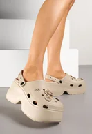 Klapki i japonki damskie - Ciemnobeżowe Klapki Piankowe na Platformie z Ozdobnymi Wycięciami i Aplikacjami Jalsekia - miniaturka - grafika 1