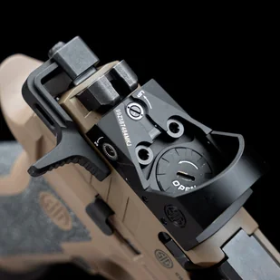 Strike Industries - Obustronna rączka przeładowania do pistoletu Sig Sauer P320 - Czarna - SI-P320-CH - Osprzęt do wiatrówek - miniaturka - grafika 13