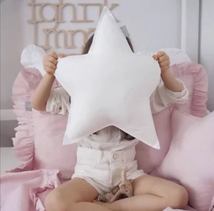 Poduszka ozdobna dla dzieci gwiazdka 9 kolorów do wyboru - Kołdry i poduszki dla dzieci - miniaturka - grafika 1