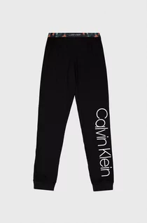 Piżamy damskie - Calvin Klein Underwear Spodnie piżamowe dziecięce kolor czarny z nadrukiem - grafika 1