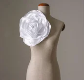 Broszki - Broszka Gigant - miniaturka - grafika 1