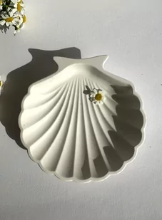 Taca Muszelka Biała - Tace i patery - miniaturka - grafika 1