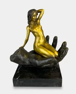Naga Kobieta na Dłoni Akt Rzeźba z Brązu - Figurki dekoracyjne - miniaturka - grafika 1
