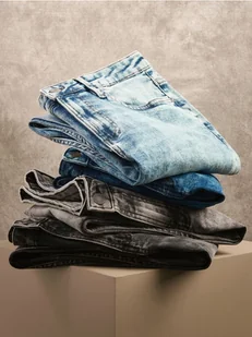 Reserved - Jeansy slim z efektem sprania - granatowy - Spodnie męskie - miniaturka - grafika 1