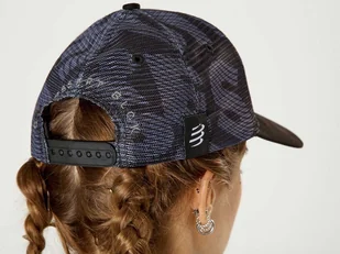 COMPRESSPORT Czapka lifestyle Trucker Cap BLACK EDITION 2020 czarna - Czapki i chusty sportowe męskie - miniaturka - grafika 2