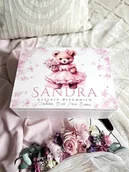 Pamiątka Chrztu Świętego - KUFEREK MISIA Z KWIATAMI z metryczką, prezent na roczek, narodziny, chrzest - miniaturka - grafika 1