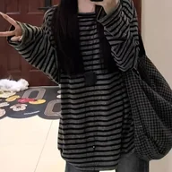 Bluzki damskie - TEMU Damski T-Shirt w Stylu Koreańskim Y2K Vintage z Długim Rękawem - Oversize, Luźny Krój, Czarno-Szare Poziome Paski z Kolorowymi Blokami, Średnio - miniaturka - grafika 1