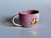 Kubki - Różowy kubek z żabką - miniaturka - grafika 1