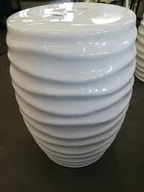 Taborety i hokery - Ferretti Welurowy miękki taboret ze złotym zdobieniem, 35 x 40,5 cm - miniaturka - grafika 1