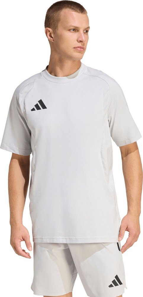 Adidas Koszulka męska adidas Tiro 26 Travel Tee jasnoszara KD1120 2XL