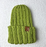 Czapki damskie - Czapka wełniana - miniaturka - grafika 1