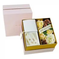 Sztuczne kwiaty - FLOWERBOX KWIATY MYDLANE ZAWIESZKA SOJOWA PACHNĄCA PUDEŁKO Z KWIATAMI NA PREZENT - miniaturka - grafika 1