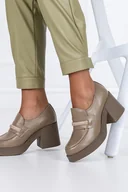 Mokasyny damskie - Beżowe mokasyny skórzane damskie na słupku z cyrkoniami PRODUKT POLSKI Casu 20157-41 - miniaturka - grafika 1