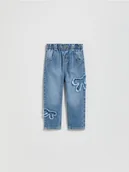 Spodnie i spodenki dla dziewczynek - Reserved - Jeansy paperbag z aplikacją - niebieski - miniaturka - grafika 1