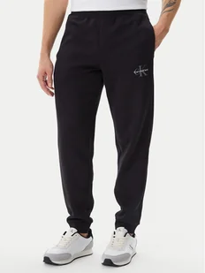 Calvin Klein Jeans Spodnie dresowe LV040BM802 Czarny Regular Fit - Spodnie sportowe męskie - miniaturka - grafika 1