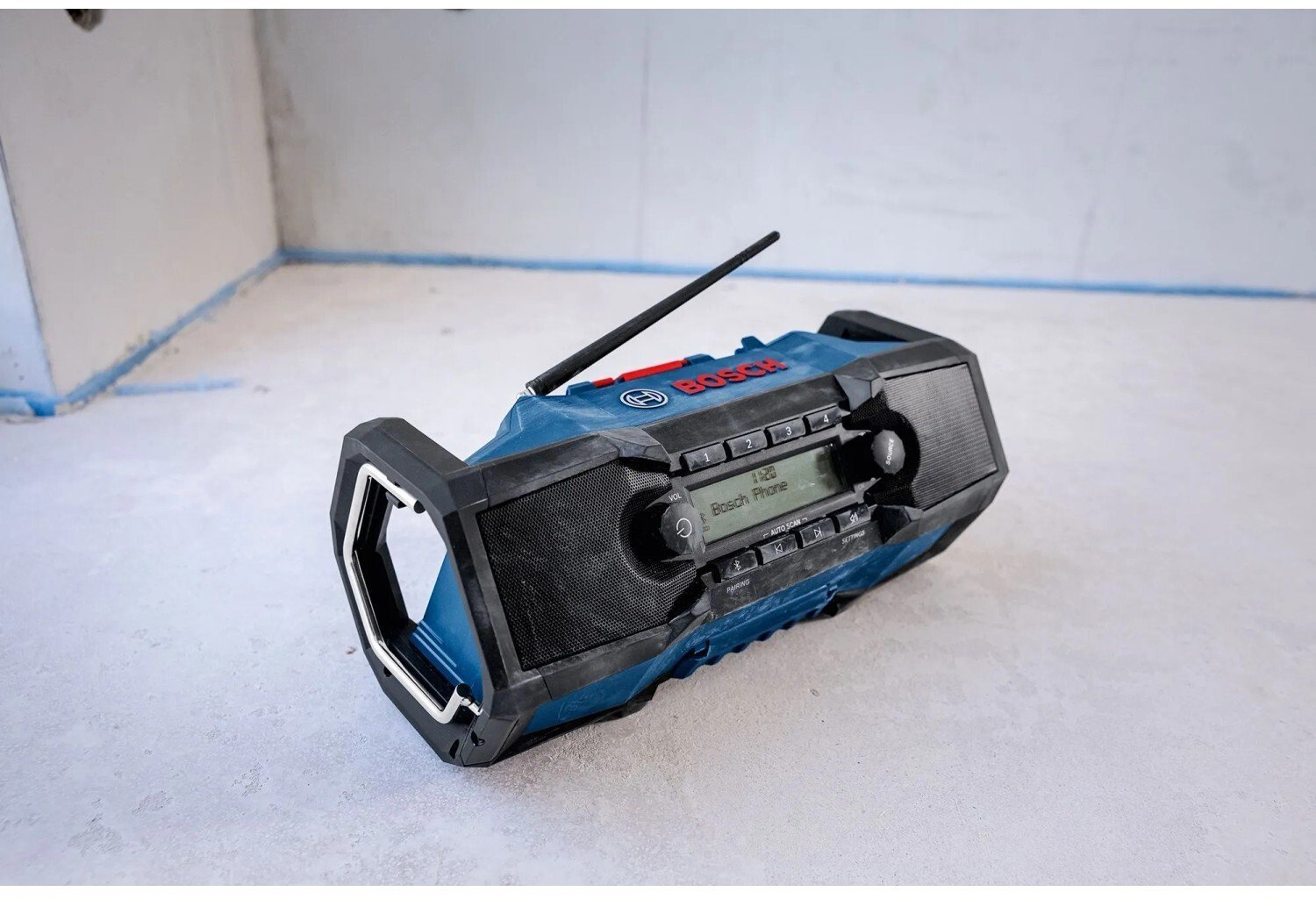 BOSCH Power Radio Box GPB18V-3C
