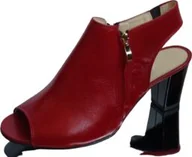 Sandały damskie - BnW Skórzane czerwone sandały ze złotymi zamkami - miniaturka - grafika 1