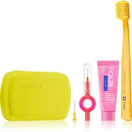 Pasty do zębów - Curaprox zestaw turystyczny TRAVEL SET NEW z pastą Be You o smaku jabłka i aloesu (kolor zielony) - miniaturka - grafika 1