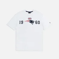 Koszulki męskie - NFL Games Square Arch koszulka oversize New England Patriots biała - miniaturka - grafika 1