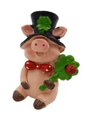 Figurki dekoracyjne - Figurka Szczęśliwa świnka koniczyna w kapeluszu z muszką - miniaturka - grafika 1