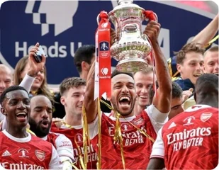 Podkładka pod myszkę Arsenal F.C + imię - Podkładki pod mysz - miniaturka - grafika 1