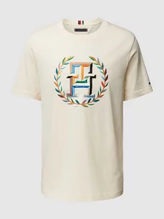Koszulki męskie - T-shirt o kroju regular fit z wyhaftowanym logo - grafika 1