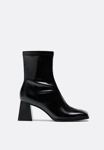 Stradivarius Kozaki na średnim obcasie z elastyczną cholewą Czarny 35 - Kozaki damskie - miniaturka - grafika 1