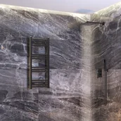 Grzejniki łazienkowe - GRZEJNIK ŁAZIENKOWY CZARNY DRABINKOWY 40x100 cm KALORYFER MONTAŻ 180 BRENO - miniaturka - grafika 1