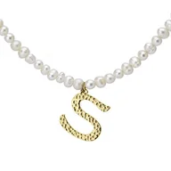 Naszyjniki - Naszyjnik z literką S z perłami, pozłacany - Manoki - miniaturka - grafika 1