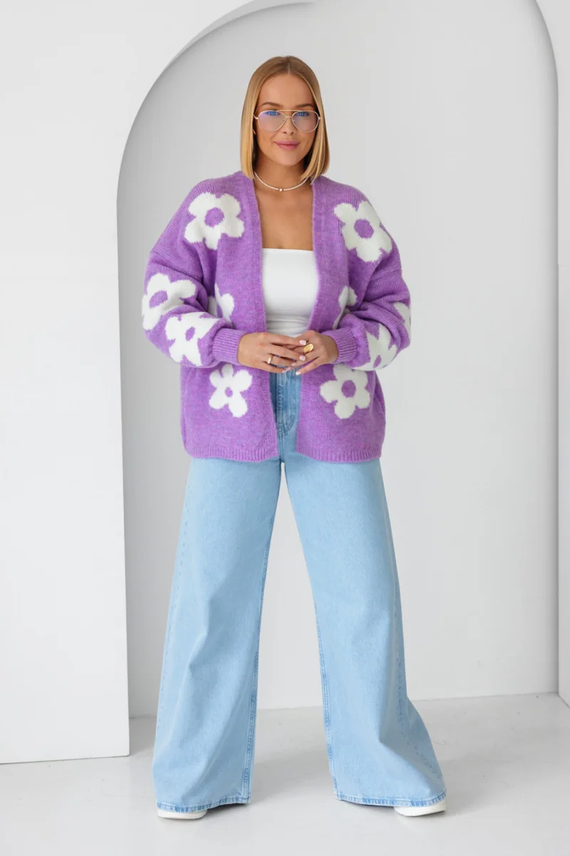 Krótki kardigan w kwiaty oversize - lila/ecru One size Sploty