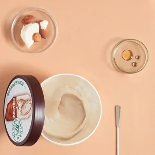 Garnier Body Superfood 48h Repairing Butter Cocoa + Ceramide masło do ciała 380 ml dla kobiet - Balsamy i kremy do ciała - miniaturka - grafika 2