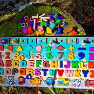 Zabawki sensoryczne - Rybki Alfabet Montessori Liczydła - miniaturka - grafika 1